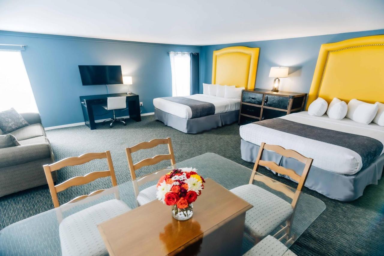 Hollander Hotel - Downtown Saint Petersburg Eksteriør billede